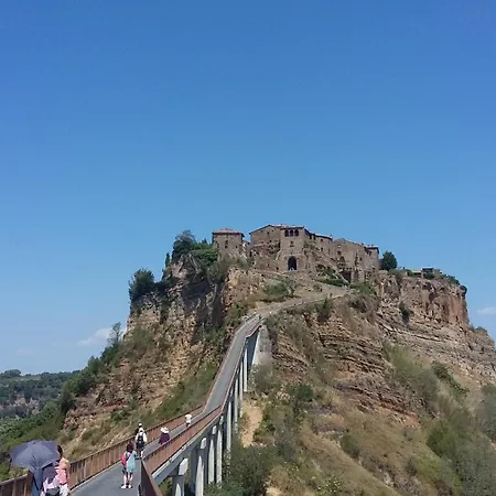Blue House Near Bagnoregio-overlooking The Umbrian Mountains And Tiber Valley Holiday home San Michele in Teverina