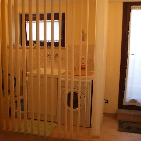 Blue House Near Bagnoregio-overlooking The Umbrian Mountains And Tiber Valley Holiday home