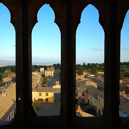 Blue House Near Bagnoregio-overlooking The Umbrian Mountains And Tiber Valley