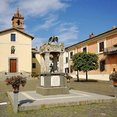 Holiday home Blue House Near Bagnoregio-overlooking The Umbrian Mountains And Tiber Valley *