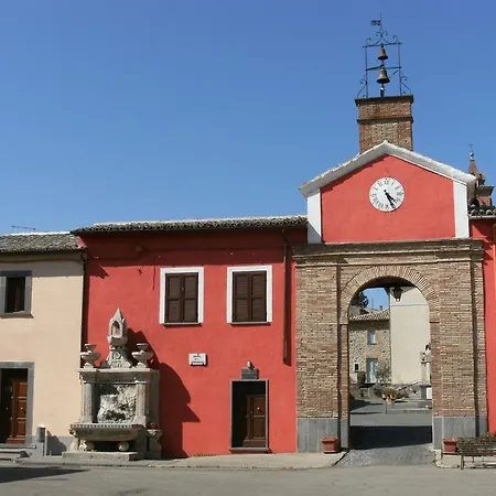 Blue House Near Bagnoregio-overlooking The Umbrian Mountains And Tiber Valley * San Michele in Teverina