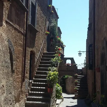 Blue House Near Bagnoregio-overlooking The Umbrian Mountains And Tiber Valley