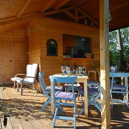 Blue House Near Bagnoregio-overlooking The Umbrian Mountains And Tiber Valley Holiday home