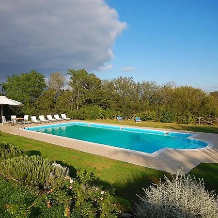 Blue House Near Bagnoregio-overlooking The Umbrian Mountains And Tiber Valley Holiday home *