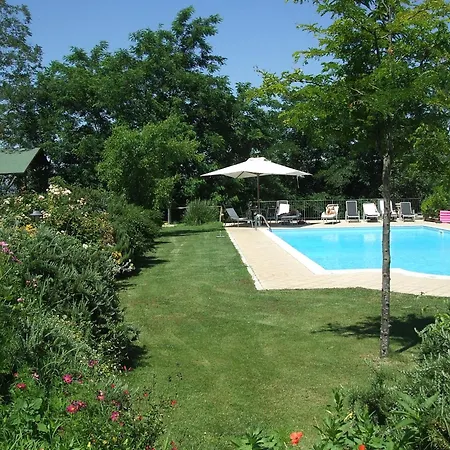 Blue House Near Bagnoregio-overlooking The Umbrian Mountains And Tiber Valley Holiday home